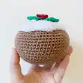 Christmas Pudding Amigurumi Pattern step 4 - final assembly and finishing