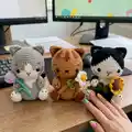 The Cats and Flowers Amigurumi Pattern step 1 - construction progress