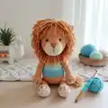 Alan the lion Amigurumi Pattern step 3 - details and accessories
