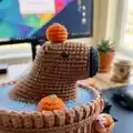 Capybara in a tub Amigurumi Pattern step 2 - assembly progress