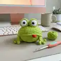 Little Frog Amigurumi Pattern step 3 - details and accessories